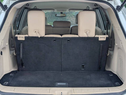 2017 Nissan Pathfinder SL