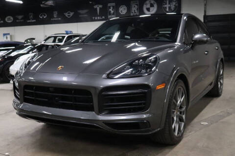 2021 Porsche Cayenne GTS Coupe