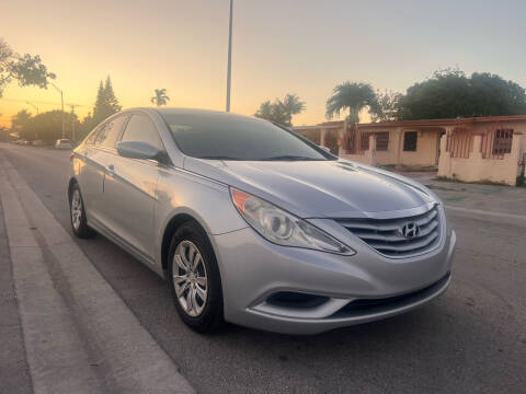 2012 Hyundai Sonata for sale at MIAMI FINE CARS & TRUCKS in Hialeah FL