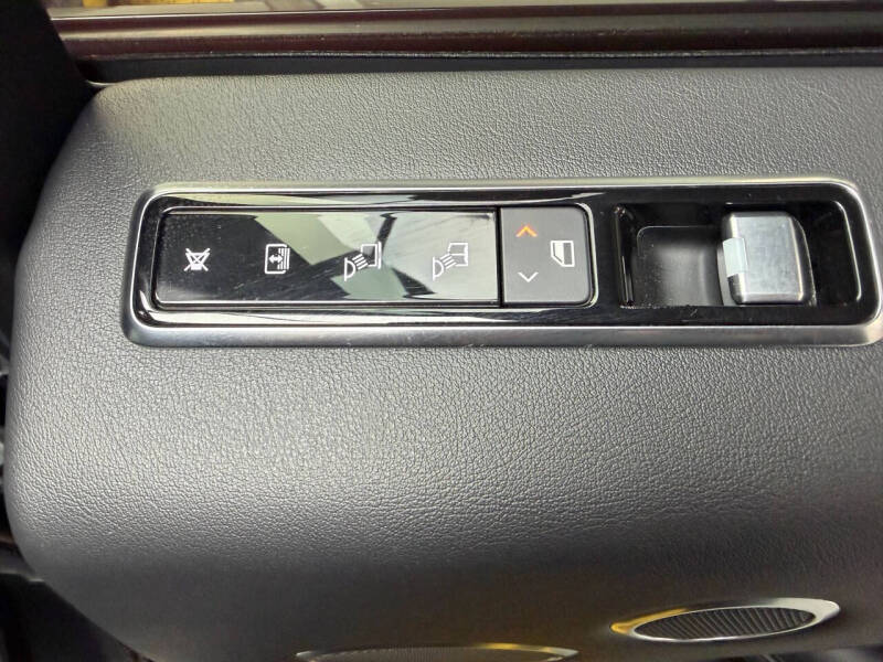 2020 Land Rover Range Rover P525 HSE