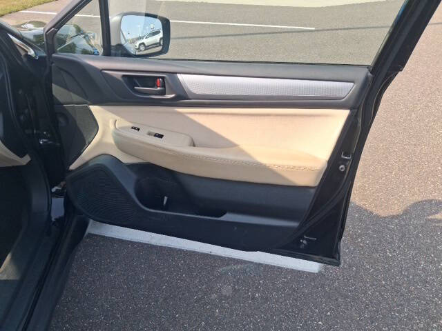 2017 Subaru Outback 2.5i