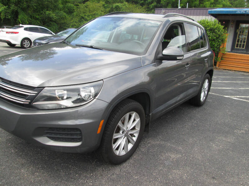 2015 Volkswagen Tiguan SE photo 10