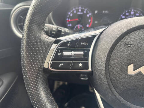 2023 Kia Forte GT-Line