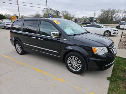 2015 Chrysler Town and Country for sale at Bowar & Son Auto LLC in Janesville WI