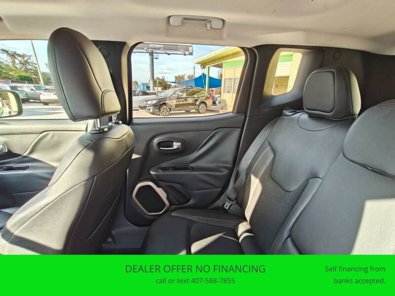 2017 Jeep Renegade Deserthawk