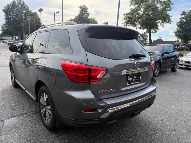 2020 Nissan Pathfinder S