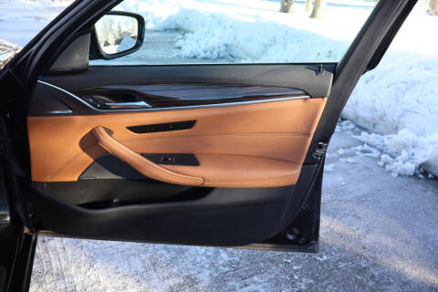 2018 BMW 5 Series 530i