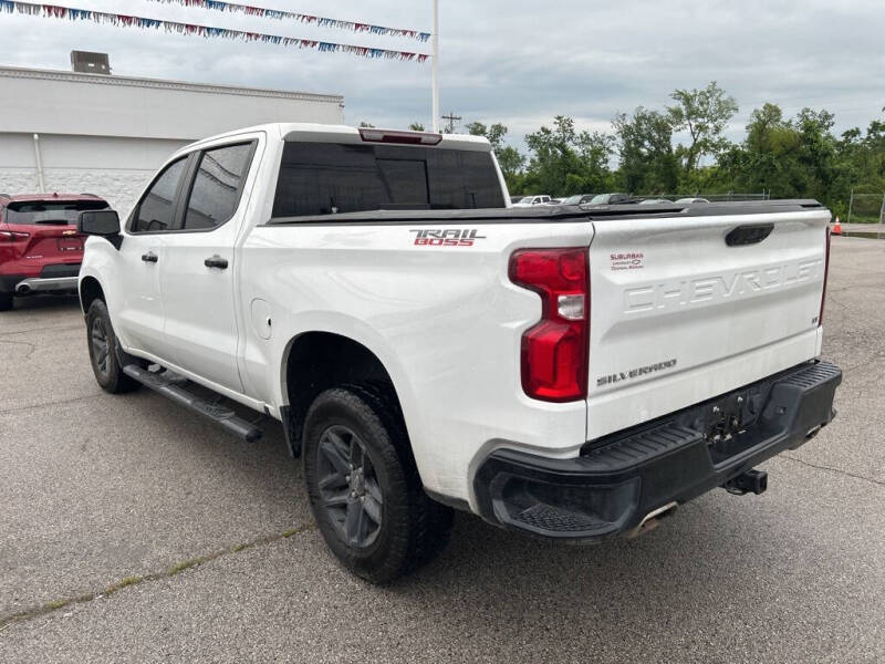 Used 2022 Chevrolet Silverado 1500 LT Trail Boss with VIN 3GCUDFED9NG617341 for sale in Claremore, OK