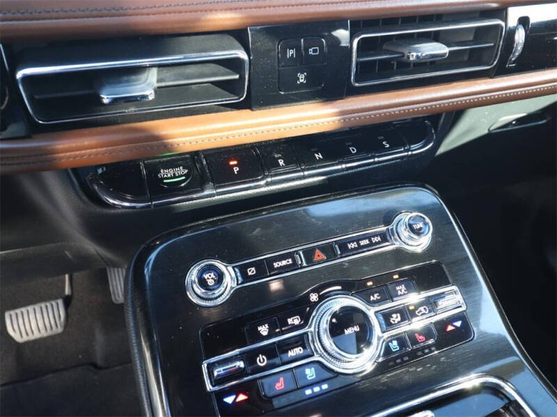 2021 Lincoln Nautilus Reserve