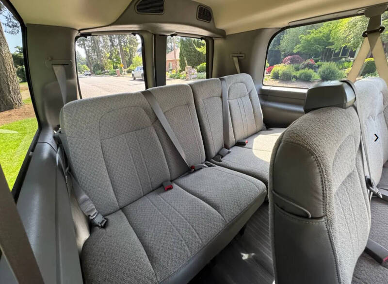 2018 Chevrolet Express LS 2500