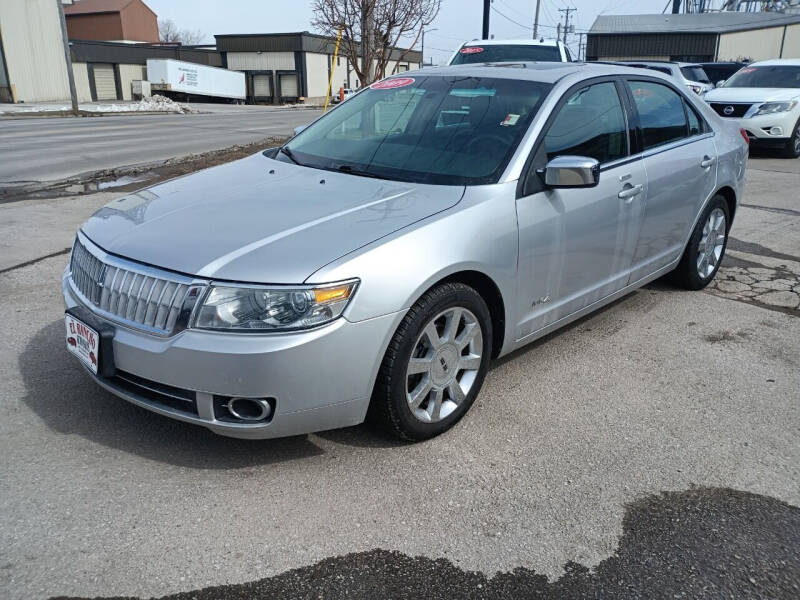 2009 Lincoln MKZ for sale at El Rancho Auto Sales in Des Moines IA