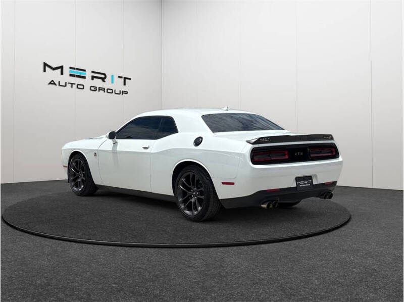 2020 Dodge Challenger