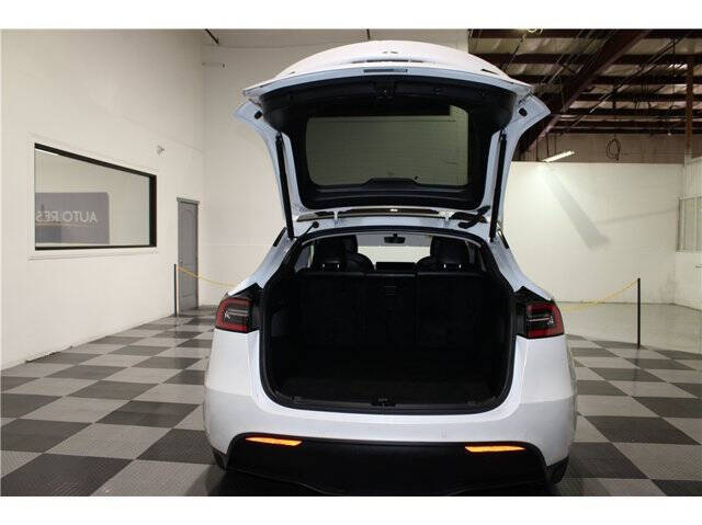 2020 Tesla Model Y Long Range