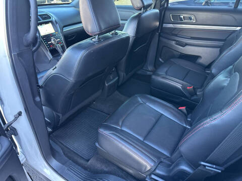 2018 Ford Explorer Sport