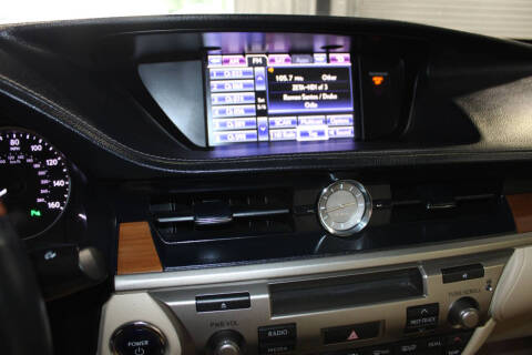 2013 Lexus ES 300h