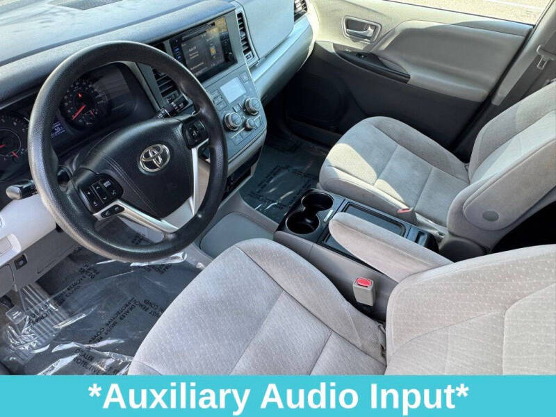 2017 Toyota Sienna