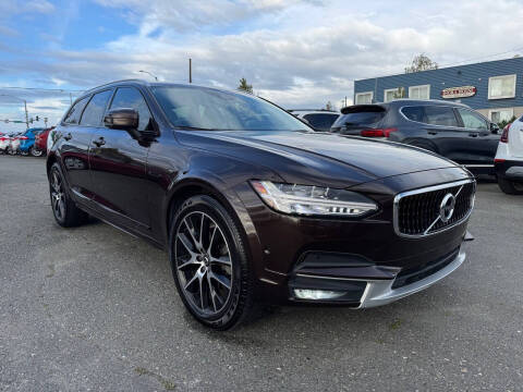2018 Volvo V90 Cross Country T6
