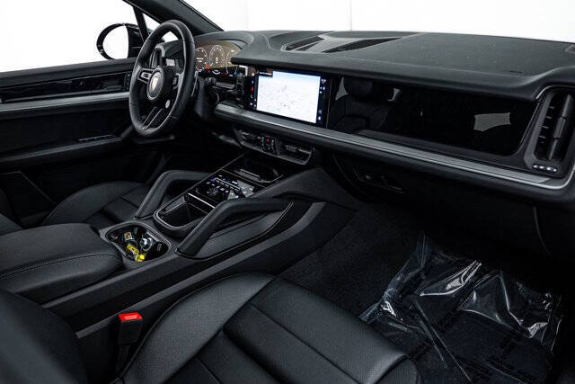 2025 Porsche Cayenne