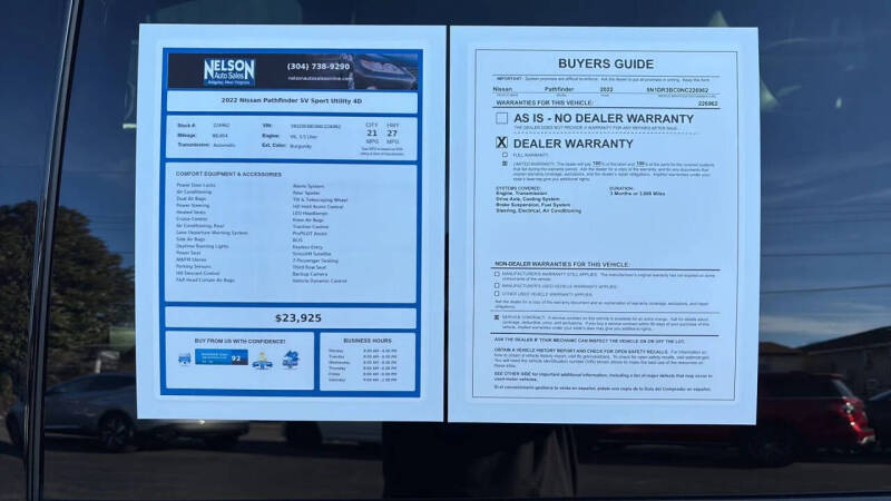 2022 Nissan Pathfinder SV