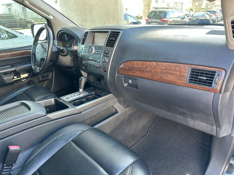 2012 Nissan Armada SL