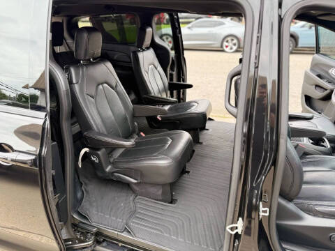 2019 Chrysler Pacifica Touring L Plus