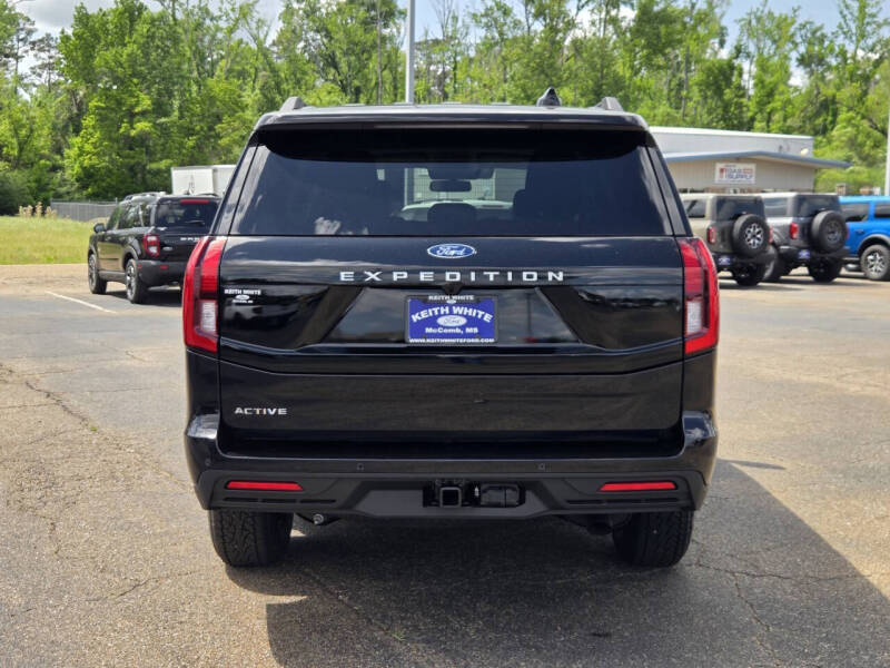 2026 Ford Expedition Active