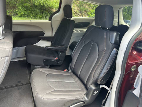 2020 Chrysler Pacifica Touring