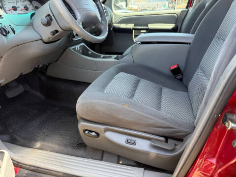 2003 Ford Explorer Sport Trac XLT