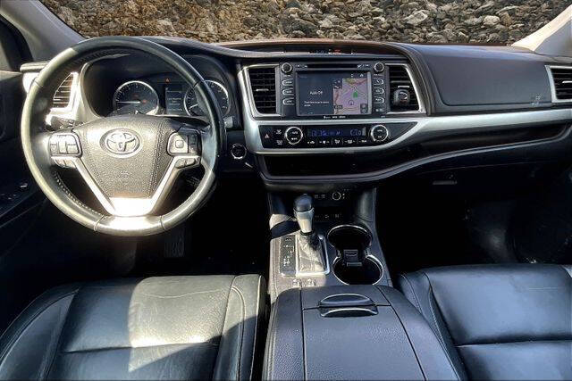 2018 Toyota Highlander SE