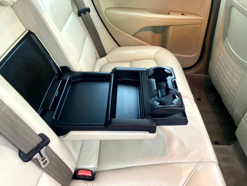 2013 Volvo XC70 T6 Platinum