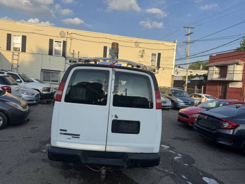 2011 Chevrolet Express 2500