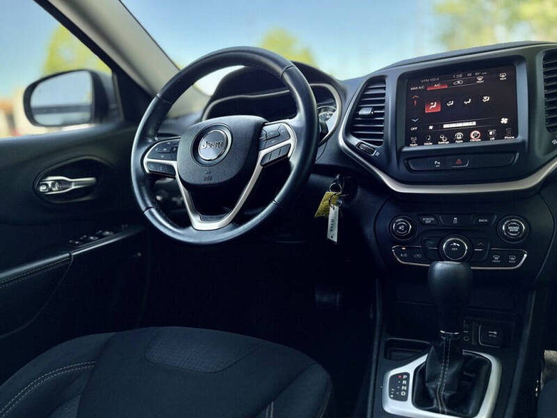 2016 Jeep Cherokee Latitude