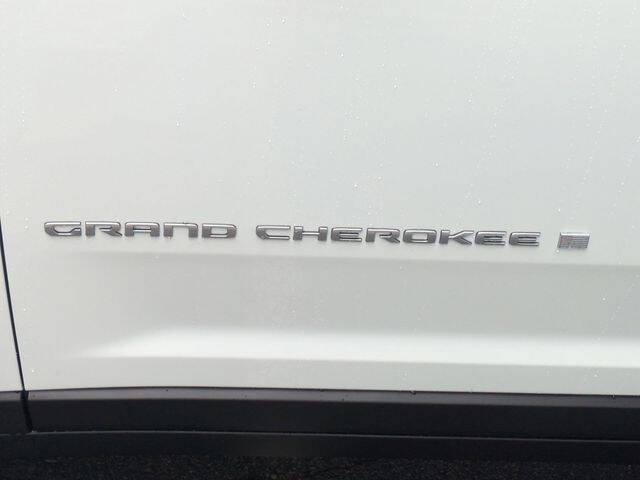 2025 Jeep Grand Cherokee Laredo X