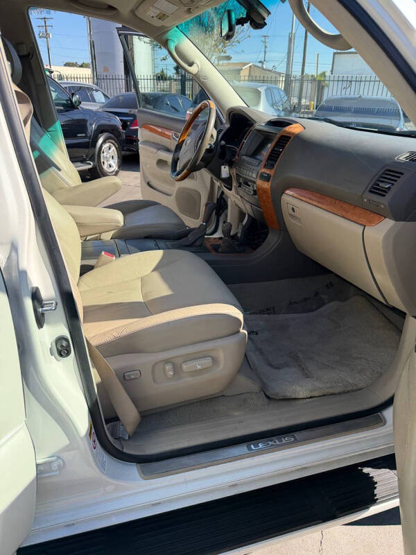 2004 Lexus GX 470