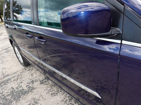 2014 Chrysler Town and Country Touring