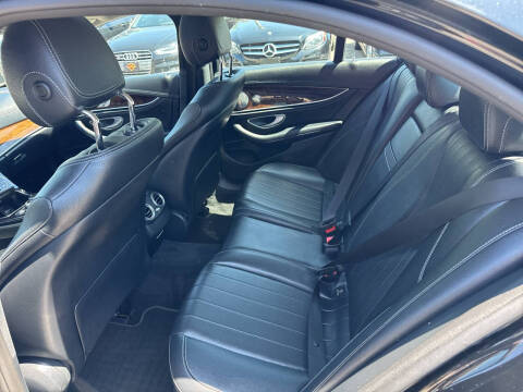 2017 Mercedes-Benz E-Class E 300 4MATIC