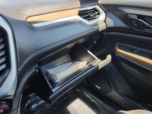 2017 GMC Acadia SLE-2