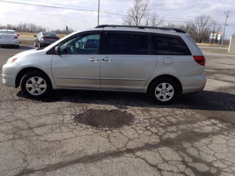 2005 Toyota Sienna for sale at Kevin's Motor Sales in Montpelier OH