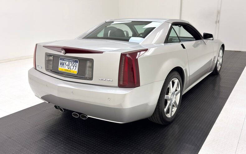 2004 Cadillac XLR