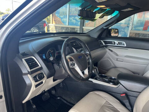 2012 Ford Explorer XLT