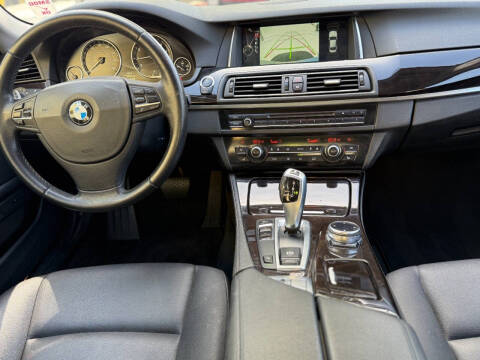 2014 BMW 5 Series 528i