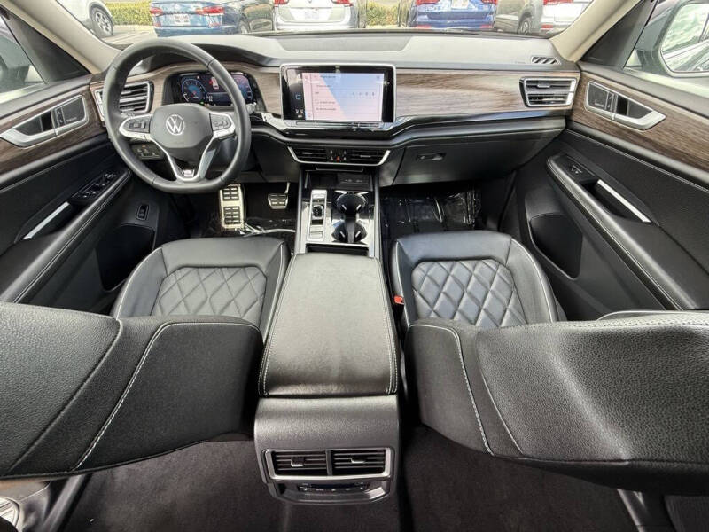 2026 Volkswagen Atlas SEL Premium R-Line 4Motion