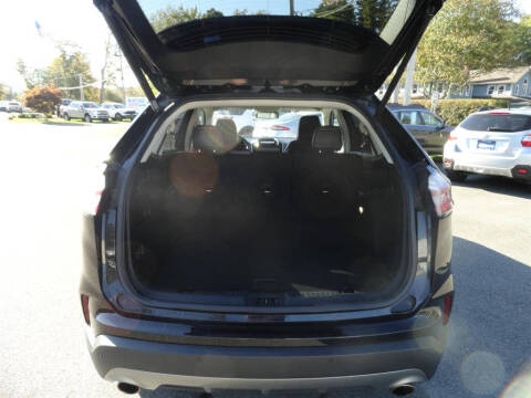 2022 Ford Edge Titanium