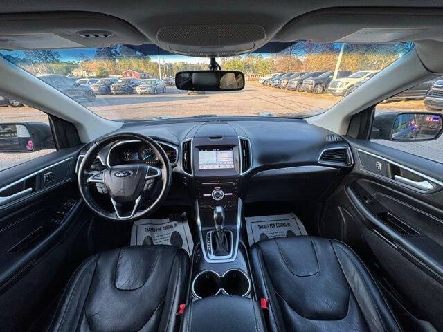 2017 Ford Edge Titanium