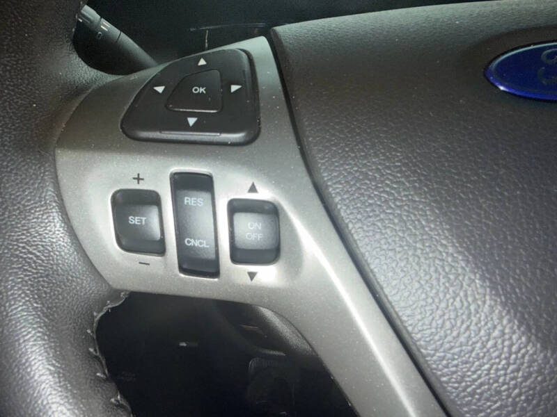 2018 Ford Taurus SEL