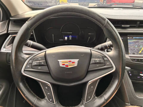 2018 Cadillac XT5 Premium Luxury