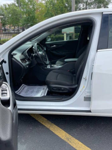 2017 Chevrolet Malibu LT