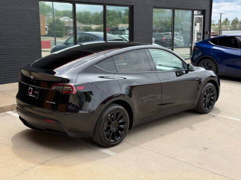 2023 Tesla Model Y Long Range