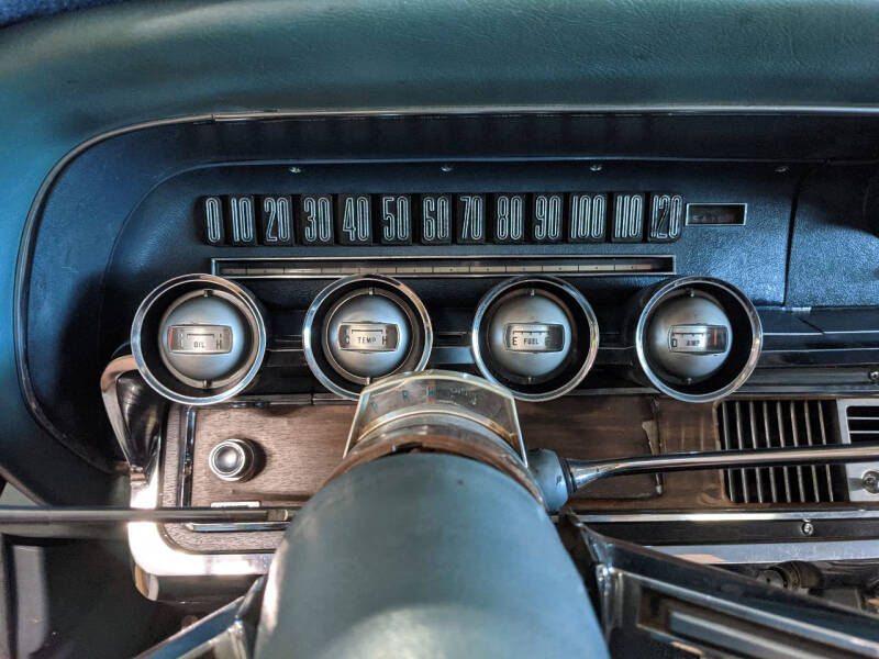 1964 Ford Thunderbird