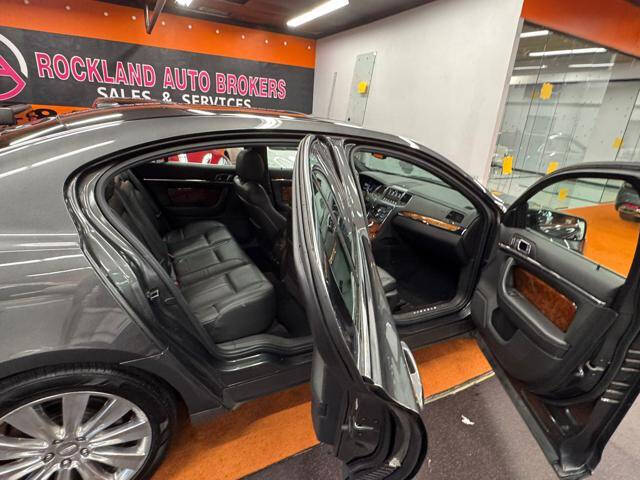 2016 Lincoln MKS EcoBoost